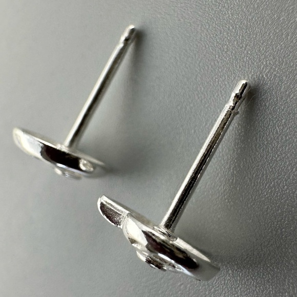 Sterling Silver CZ Sea Shell Earring - Picture 8 of 12